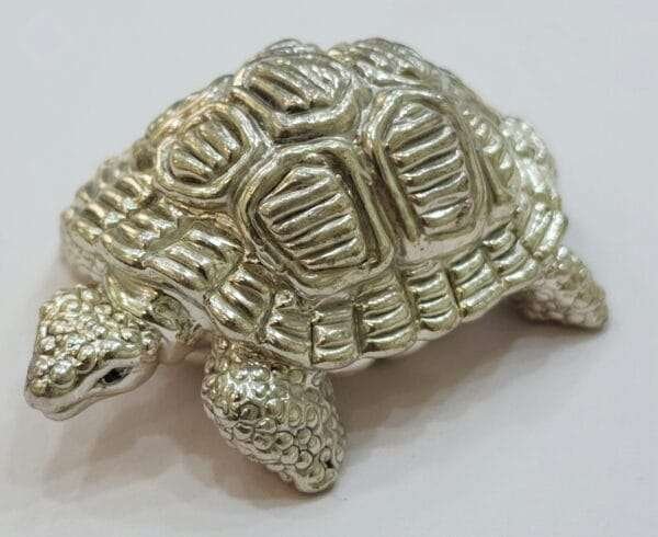 Elegant 999 Silver Tortoise: A Timeless Gift