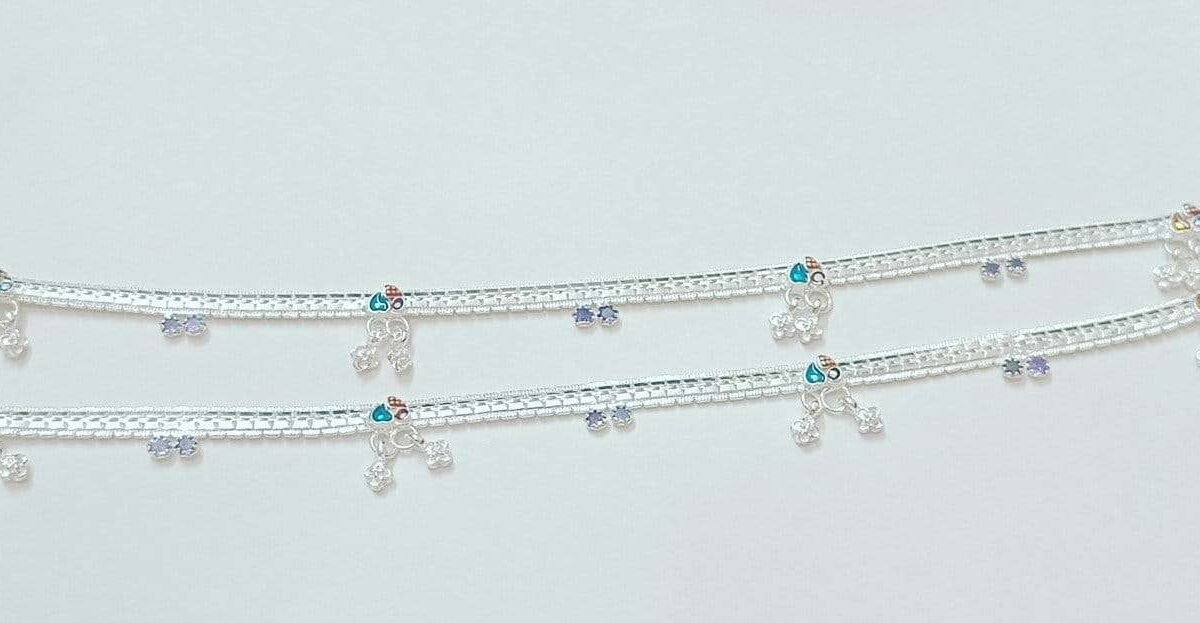 Beautifully Crafted Multicolor Silver Payal