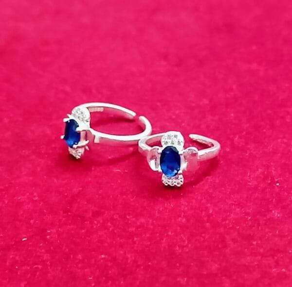 Elegant Blue Stone Single Bichiya - A Touch of Sophistication