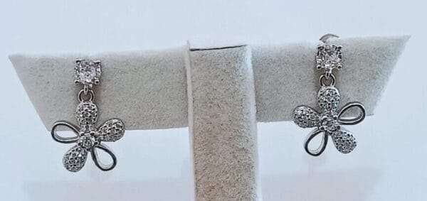 Elegant Sterling Silver White Stone Flower Shape Hanging Tops - Image 2