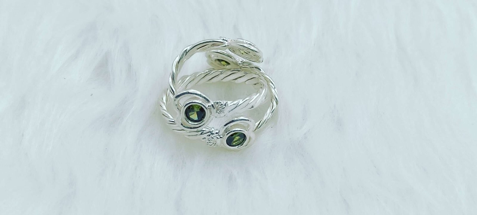 Elegant Multi-Layer Stone Adjustable Bichiya