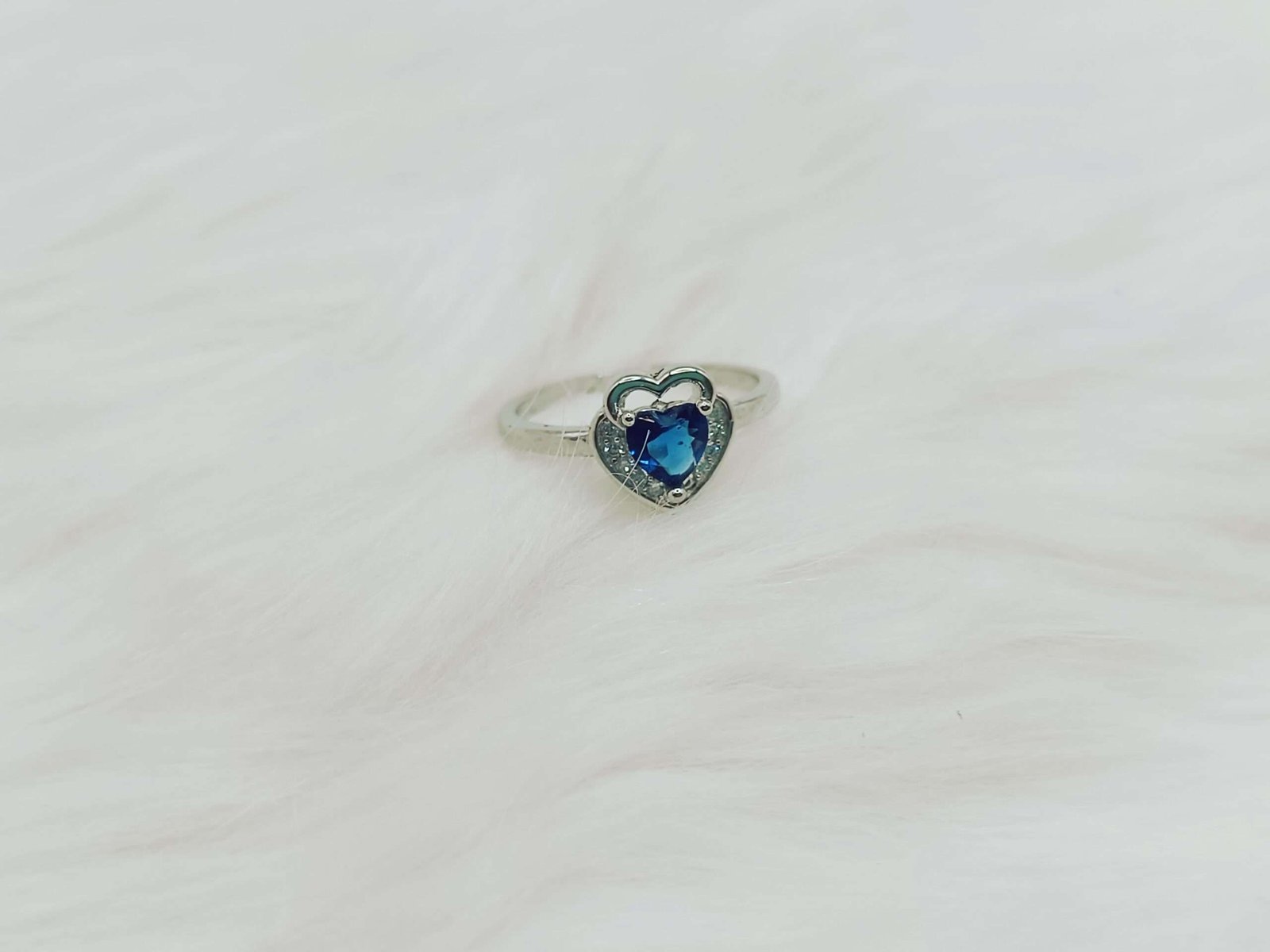 Elegant Heart Shape Blue Stone Ring - A Perfect Touch of Love