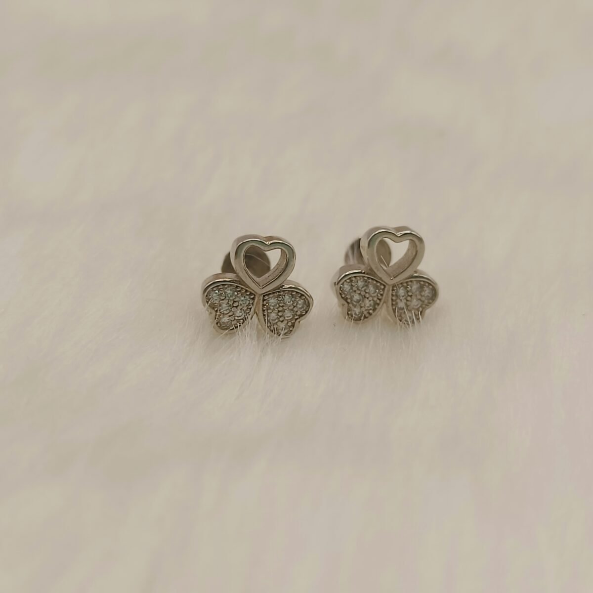 Elegant Heart Shape White Stone Studs