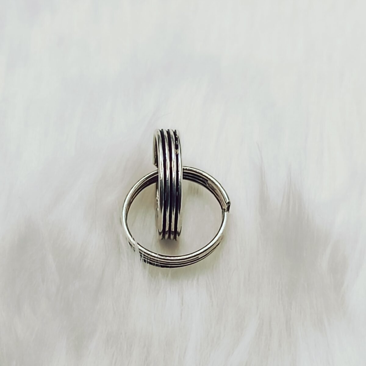 Discover the Elegance of Simple Toe Silver Rings