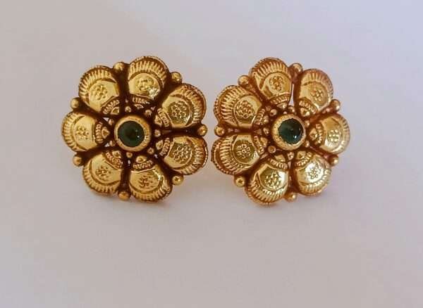 Elegant Gold Plated Silver Ear Tops: A Must-Have Accessory