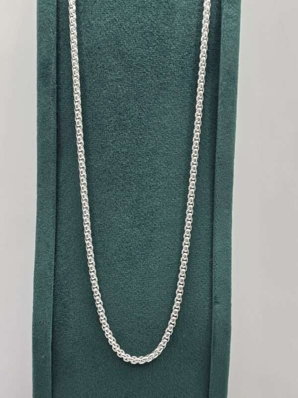 Elegant 925 Sterling Silver Chain - Image 3