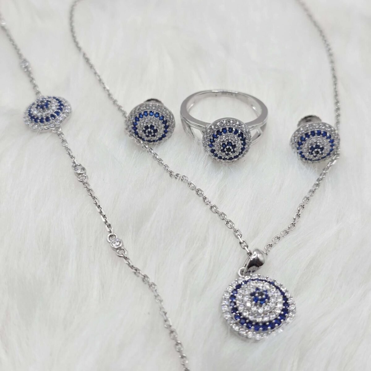Elegant 92.5 Silver Pendant and Earrings necklace & Pendant Set