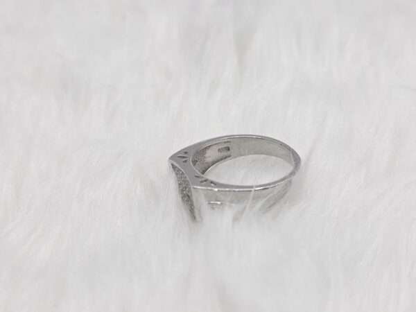 Sterling Silver White Stones Gents Ring - Image 2