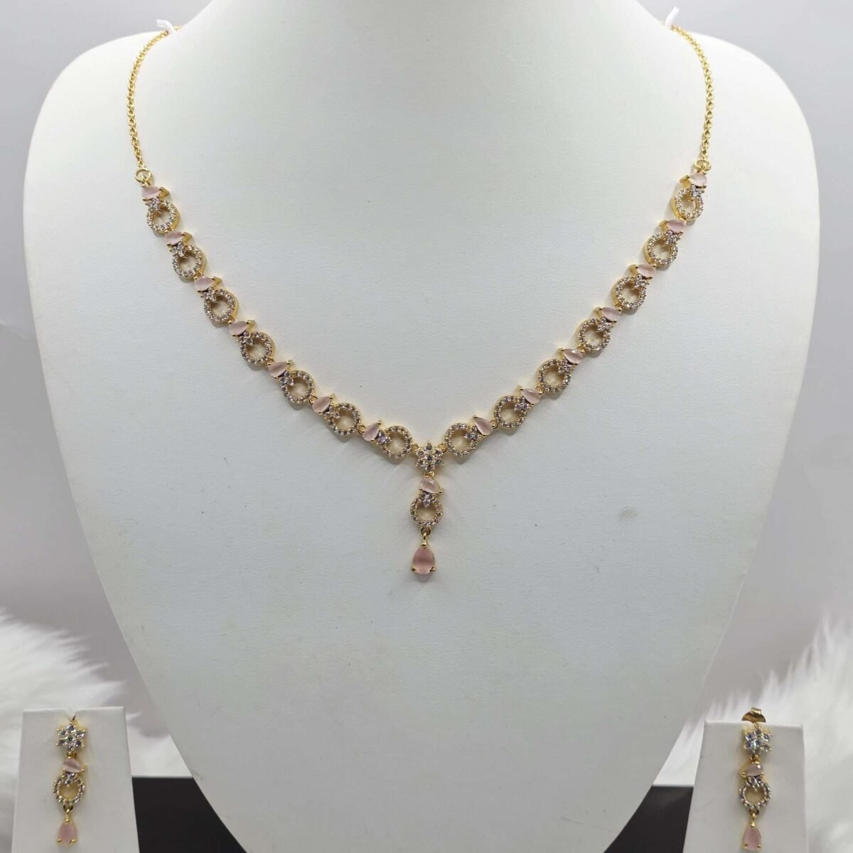 Gold Plated Silver Shimmer Bloom Polker Necklace