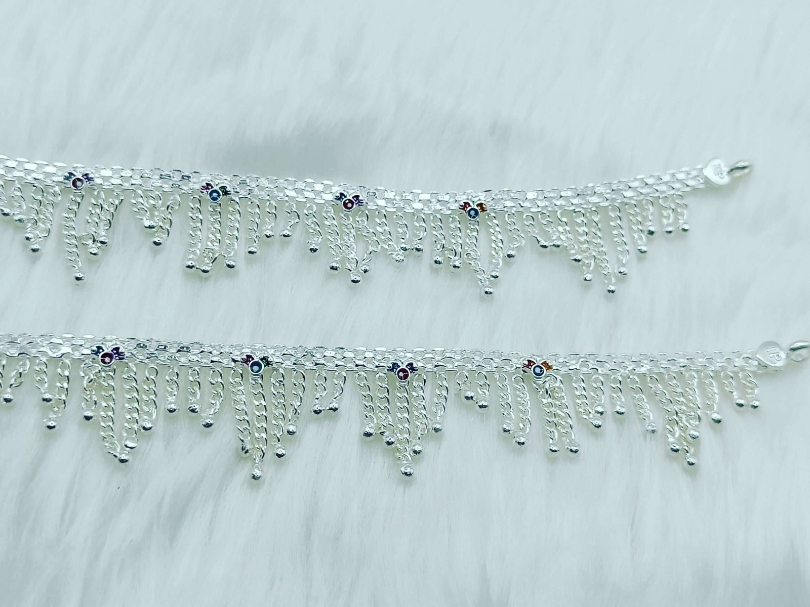 Bridal Silver Fancy Payals - Image 2